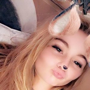 Meet your Posher, Mia